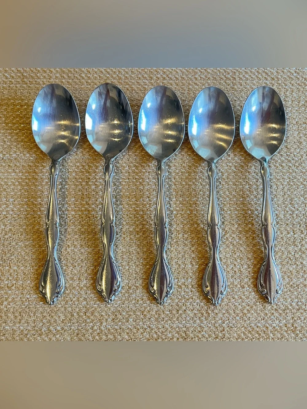 Cantata (Stainless) Soup Spoons by ONEIDA (5) *and bouns free teaspoon